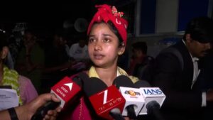 ভোট প্রচারে নির্দল প্রার্থী রাজন্যা হালদারের উপর হামলার অভিযোগ, আঙুল ভাঙার দাবি সোনারপুরে উত্তেজনা